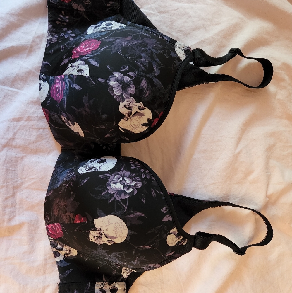 Torrid Bra 38 C Brand New just tried on to find didn't fit so tag is off